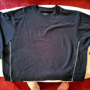 Yogatech sweatshirt